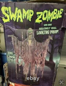 2008 Rare Spirit Halloween Swamp Zombie Animatronic $215 or best offer