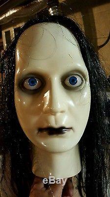 5ft RARE! Spirit halloween animated gemmy ghost girl with head, Donna the dead