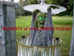 ANIMATED MAN in TOXIC LIGHTED WASTE BARREL HALLOWEEN PROP RARE