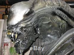 Alien 7 Foot Lifesize Prop Statue