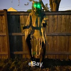 Animated 7ft Life-Size Towering Lunging Werewolf NEW Halloween 2020