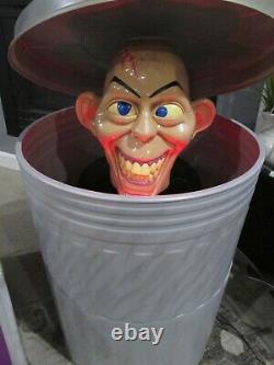 Animated Garbage Can Man Halloween Prop Extremely Rare 2006 Gemmy Spirit Working