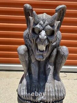 Animated Halloween LARGE GARGOYLE With Sounds and Red Flashing Lights In Box