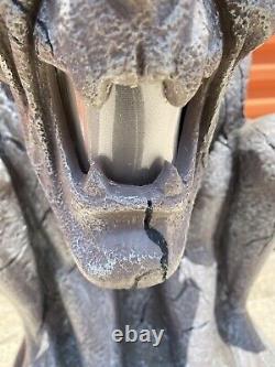 Animated Halloween LARGE GARGOYLE With Sounds and Red Flashing Lights In Box