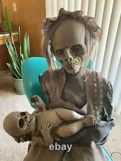Animated Lullaby Rocking Granny Zombie with Baby Halloween Prop Used 2012