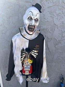 Art the clown Gumball Machine, Halloween prop, Haunted House, Terrifier Mask