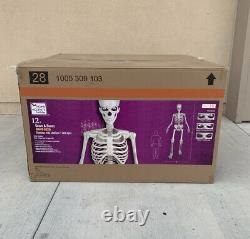 BRAND NEW Home Accents 12 ft Giant Sized Skeleton with LifeEyes Halloween Foot