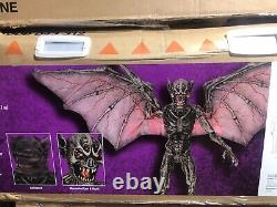 CA Pick Up 12.5ft Wide Animated Predator Of The Night Home Depot? Halloween New