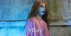 CREEPY CATHY Animated Haunted House Party Decoration Halloween Prop