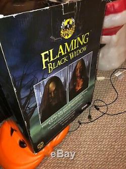 Flaming Black Widow Spirit Halloween Animatronic Prop Gemmy Morbid Rare Bnib
