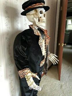 Gemmy Halloween Animated 5' Singing Dancing Skeleton Great Cond