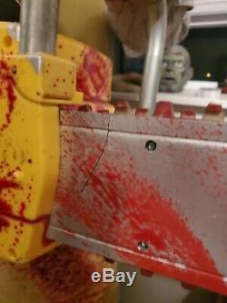Gemmy Leatherface Lifesize Texas Chainsaw Massacre Horror Animated Figure