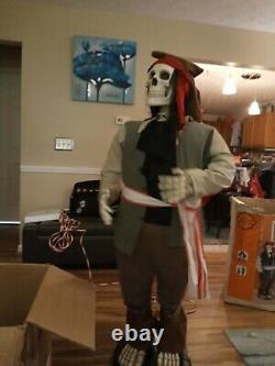 Gemmy Lifesize Singing/Dancing Pirate Skeleton with original box