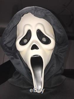 Gemmy Spirt Halloween Animated Scream Ghostface Lifesize 6