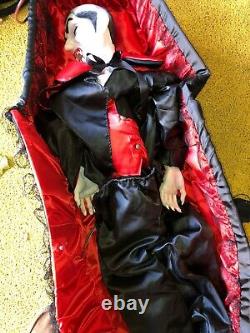 Grandin Road Vampire Raises Coffin Lights Up Rare Htf Gemmy Morbid
