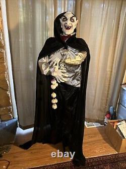 Grandin Road Vincent the Vampire 6 Foot Halloween Decoration Animated Figure