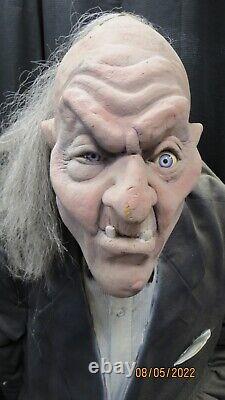 Gravely The Ghastly Butler Halloween Statue 64 Tall