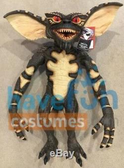 Gremlin Evil Puppet Prop GREMLINS Green Halloween Trick or Treat Studios