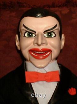 HAUNTED Ventriloquist Doll EYES FOLLOW YOU dummy puppet creepy Halloween prop
