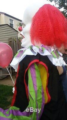 Halloween Lifesize Animated STEPHEN KING'S IT PENNYWISE CLOWN Prop Haunted House