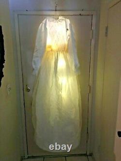 Halloween PROTOTYPE LIFE-SIZE LIGHT UP GHOSTLY WEDDING DRESS