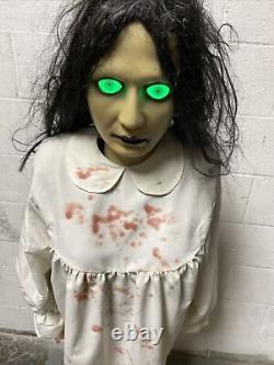 Halloween Prop Donna The Dead. Rare. Eyes Light And Sounds. No Animation. Read