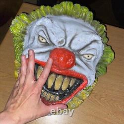 Halloween Prop Vintage Little Spider Funhouse Clown Wall Prop. Ultra Rare! Scary