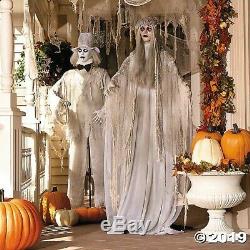 Halloween Props Decorations Life Size Animated Scary Ghostly Couple Outdoor Yard