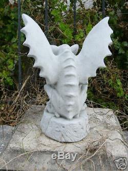 Halloween prop (2) GARGOYLES CONCRETE STATUES GARDEN NEW STONE GIFT YARD ART