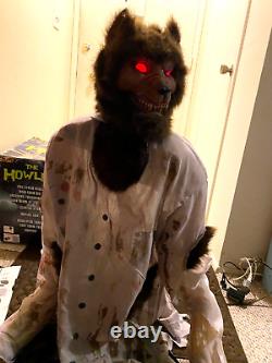Halloween prop The Howler Wolf Animated Halloween Prop Animated Animatronic