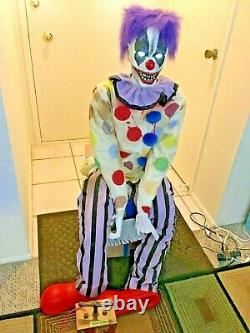 Halloween prop Thrashing CLOWN. Animated. Sounds, thrashes, lights. Used. AS IS