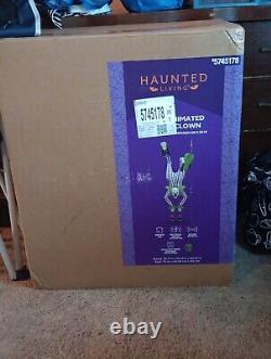 Haunted Circus Antimated Clown, 8.5 Ft Tall And For In Door Use Onlv