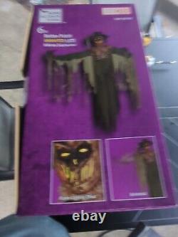 Home Accents Animated Inferno Scarecrow Halloween Prop Animatronic Rotten Patch