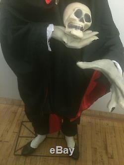 Life Size 6 Foot Halloween Greeter Deluxe Vampire Dracula Figure Prop Party