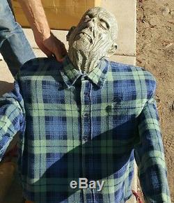 Life size PNEUMATIC Zombie Corpse professional Halloween Prop