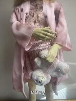 Morbid Industries Animatronic Walking Dead Teddy Bear Girl Halloween READ