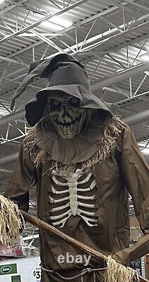 NEW 2023 Halloween 12'FT LIGHTED ANIMATRONICS SCARECROW PROP Haunted Living, NIB