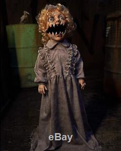 New In Box Abandoned Annie Animated Animatronic Halloween Prop Decor Evil Doll