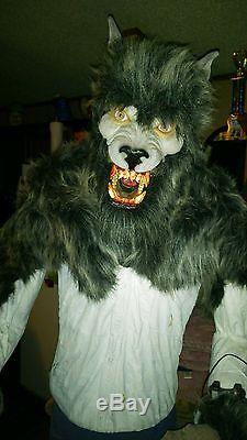 Rare 6ft Shivering Absolutely Wicked Werewolf Halloween Prop