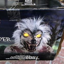 Rare limb ripper Werewolf Animated Spirit Halloween Animatronic- New In Box