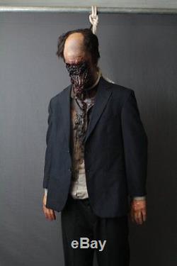 Realistic Lifecast Hanging Faceless Male Corpse The Walking Dead Halloween Prop
