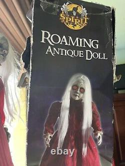 Roaming Antique Doll Spirit Halloween Animatronic Prop Rose #01258128 NO Box