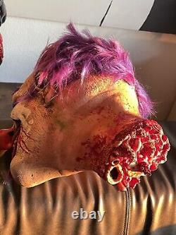 Severed head halloween prop clown by FX pro Studio LIFESIZE 11