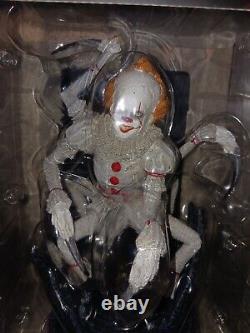 Spider Pennywise Light-Up Statue Halloween Horror Décor