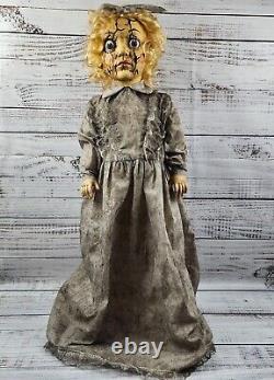 Spirit Halloween Abandoned Annie With Box Halloween Animatronic Tested Works