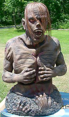 Spirit Halloween Animated Chest Splitting Zombie Prop PICK UP ONLY