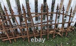 Spirit Halloween ISE Metal Rusted Fence Set of 4 Pieces IN-HAND Ships Fast