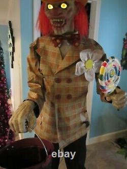 Spirit Halloween Uncle Charlie Life Size Animatronic Prop Ugly Clown MINT VIDEO