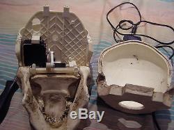 Talking skull, Fright Props, animatronic skull, halloween prop! Open box