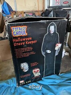 Totally Ghoul Grave Keeper Halloween Prop Animatronic Rare 2010 READ